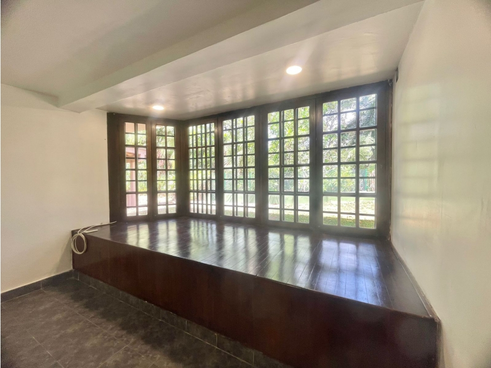 ¡Â¡SE VENDE!! ESPECTACULAR CASA RESIDENCIAL en LAS CUMBRES - 2