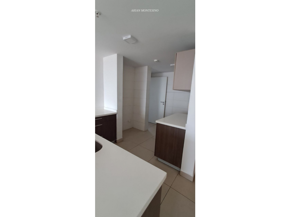 ALQUILER DE APARTAMENTO EN BELLA VISTA — foto 3