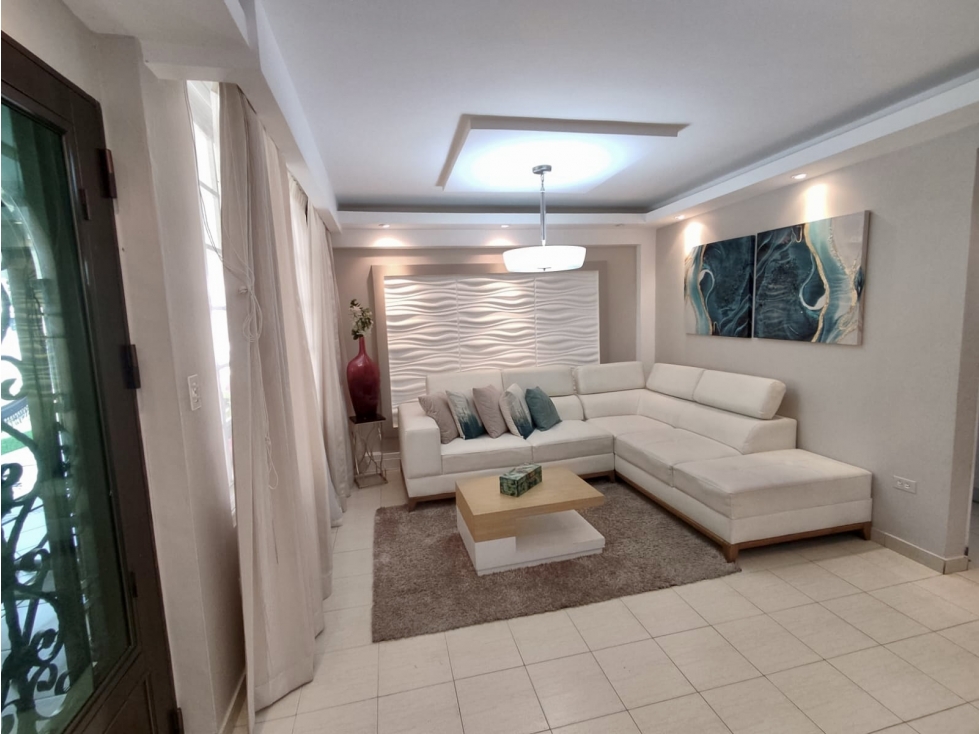SE VENDE HERMOSA CASA REMODELADA EN ARRAIJAN — foto 4
