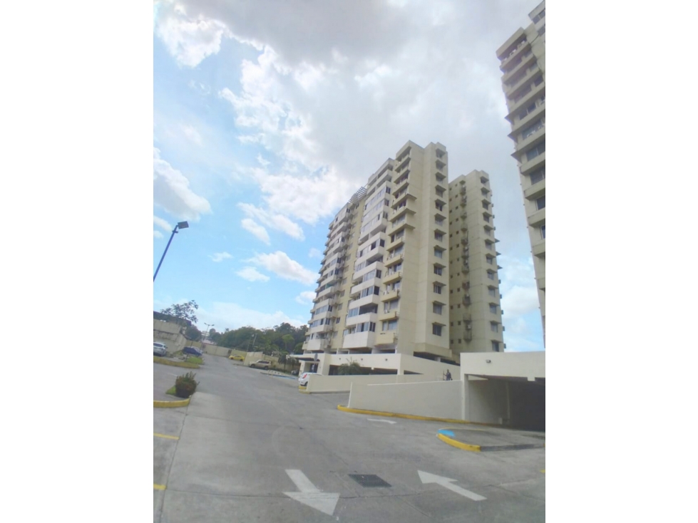 Se vende apartamento en PH Torres de España - 2