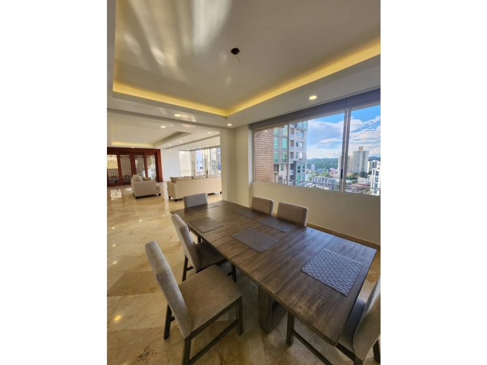 Alquilo Majestuoso Apartamento Amoblado en Via Argentina 485 M2 — foto 3