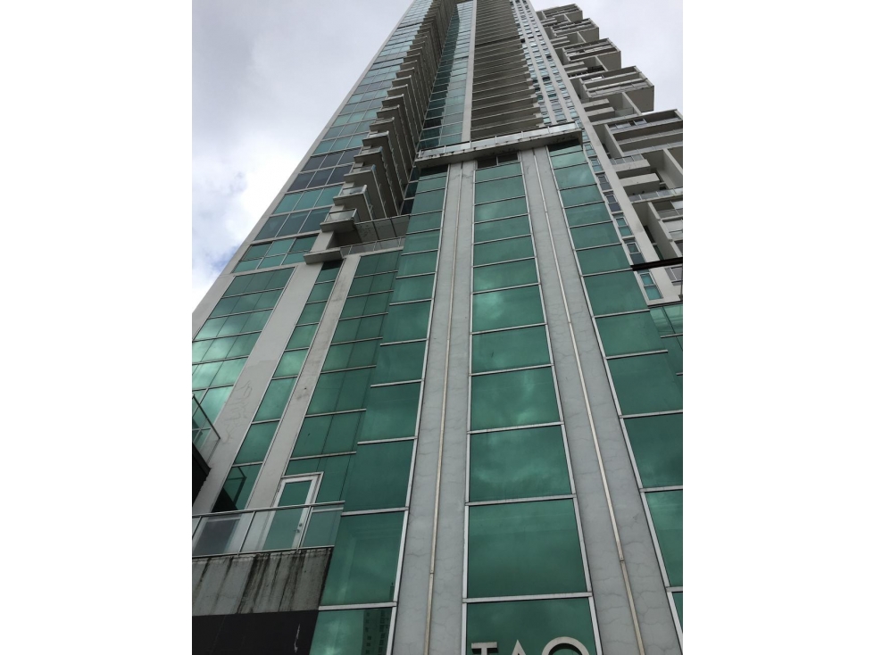 VENDO AMPLIO Y LUJOSO APARTAMENTO EN SAN FRANCISCO $280.000