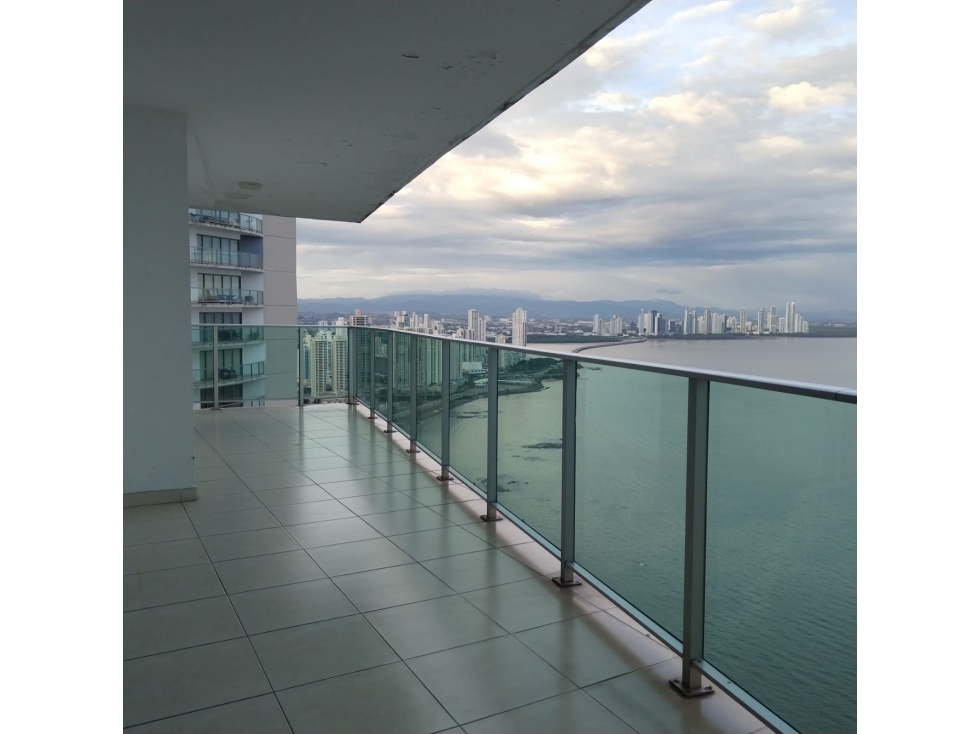 SE ALQUILA APARTAMENTO EN PUNTA PACIFICA LINEA BLANCA 3R FS 2540