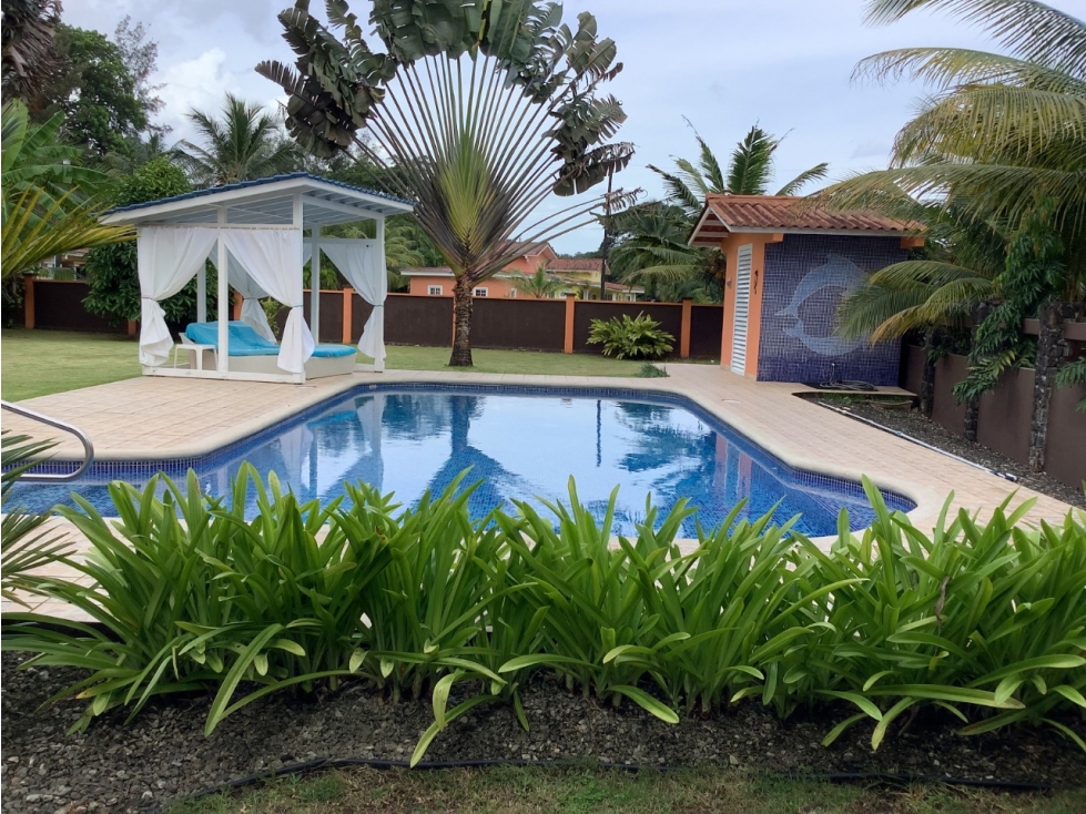 CASA A LA VENTA En Portobelo Colón $425,000 CM — foto 5