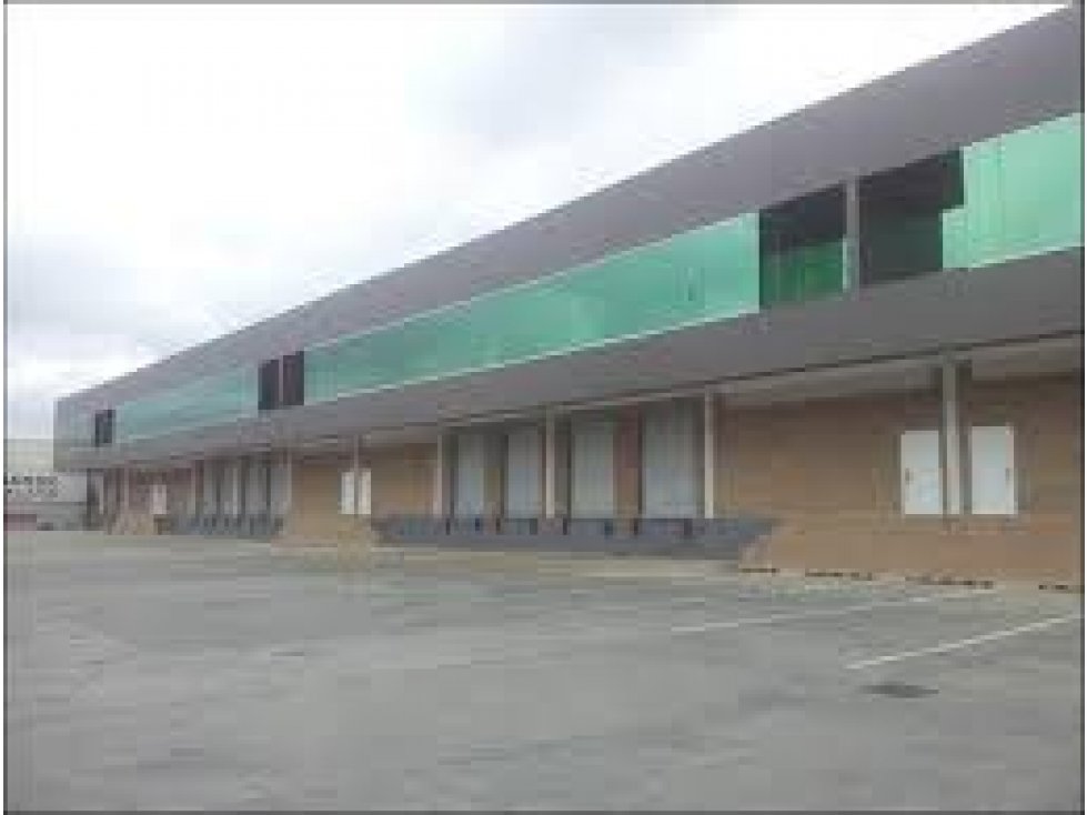 Se vende o alquila galera en milla 8 de 1603 mts - 3