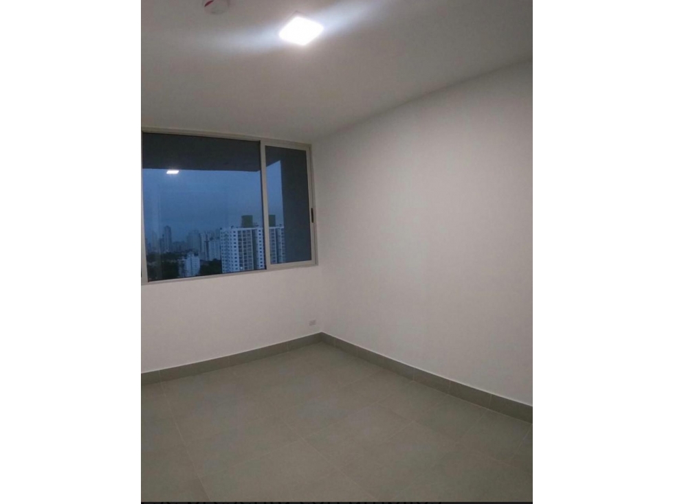 se alquila apto en hato pintado la loma linea blanca $1350 — foto 4