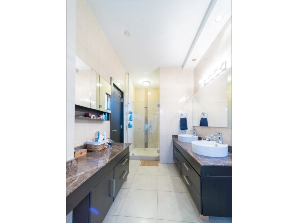 se alquila o vende apto en altos de amador — foto 4
