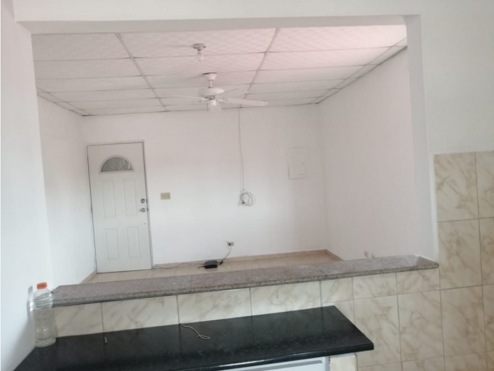 Se alquila apartamento en Campo Lindbergh $500 — foto 6