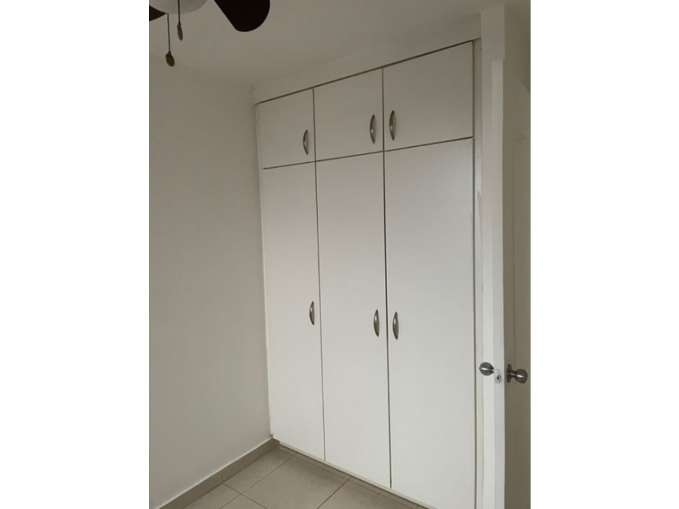 Se alquila apartamento en Dos Mares $900 — foto 5