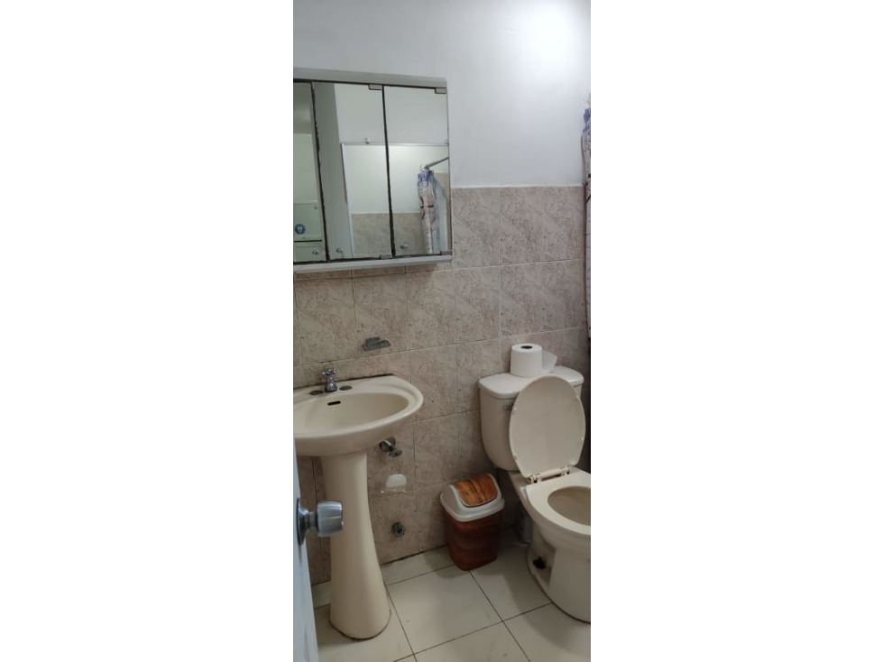 Se alquila apartamento amoblado en 12 de octubre $650 — foto 5
