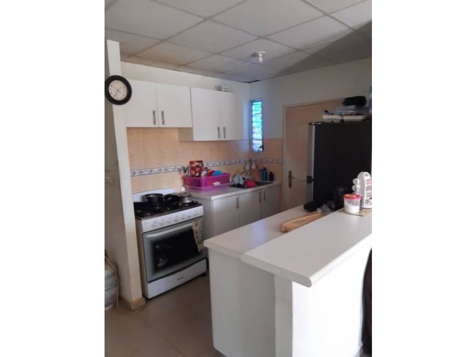 SE VENDE CASA EN SAN LORENZO — foto 4