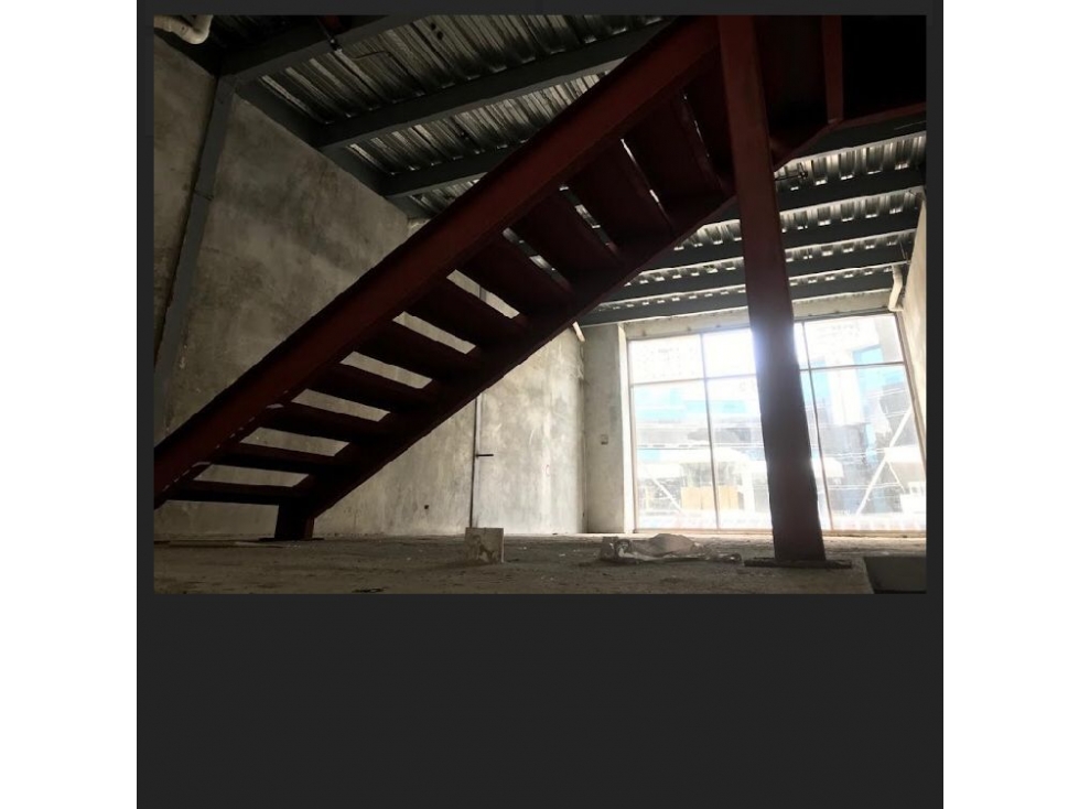 Se alquila local comercial en Vía brasil 300 m2 $9000 — foto 4