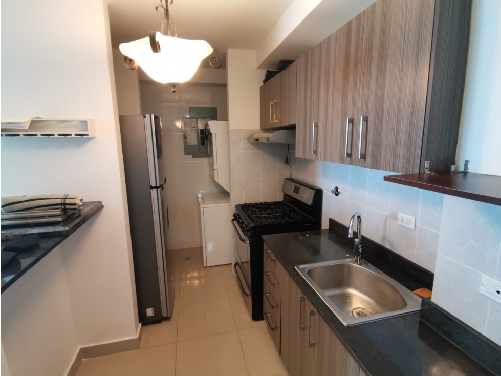 Se alquila apartamento en carrasquilla $795 — foto 3