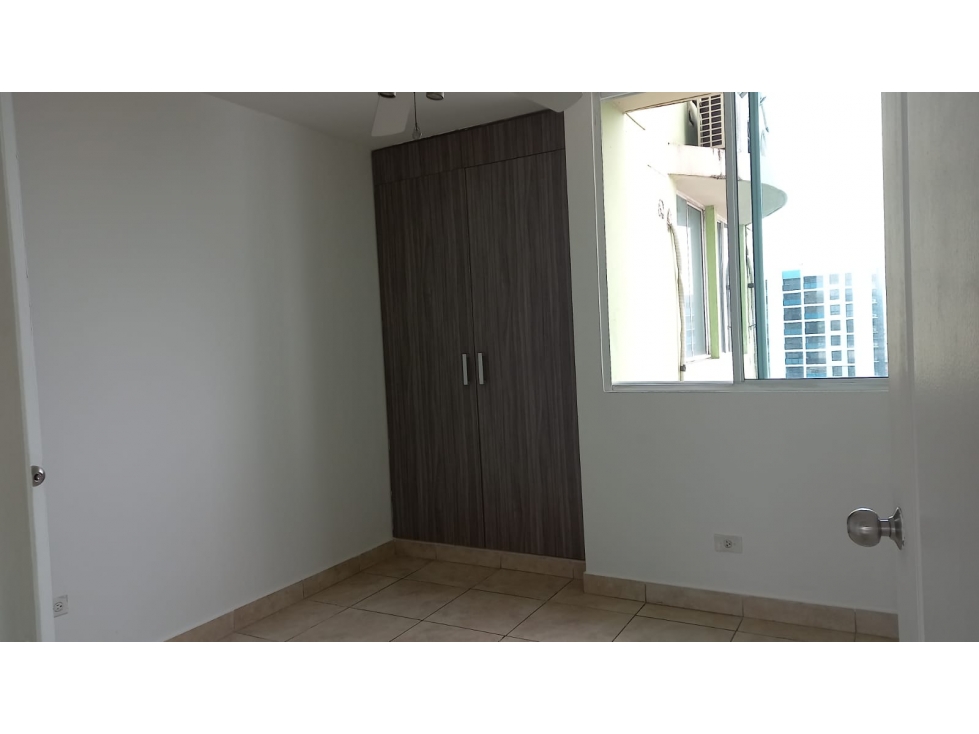 SE VENDE APARTAMENTO EN CONDADO DEL REY — foto 3