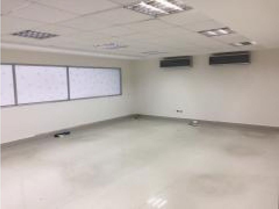 se alquila local para oficina planta baja en Bella Vista 500Mts $5,000 — foto 3