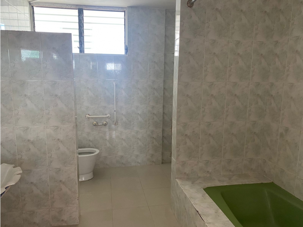 SE ALQUILA BELLO Y AMPLIO APARTAMENTO EN PUNTA PAITILLA — foto 3
