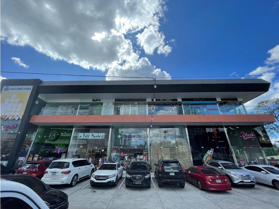 Se alquila local comercial planta alta en San Francisco 150 Mts $3,400
