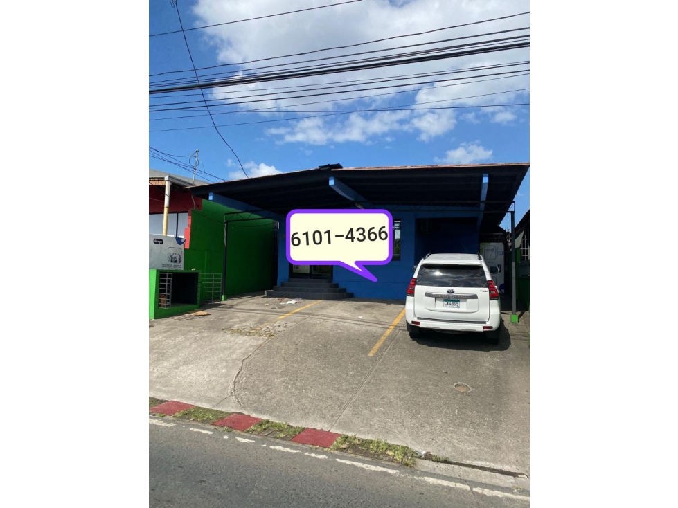 Se alquila Local Casa Comercial en Av La Paz 300Mts $1,800