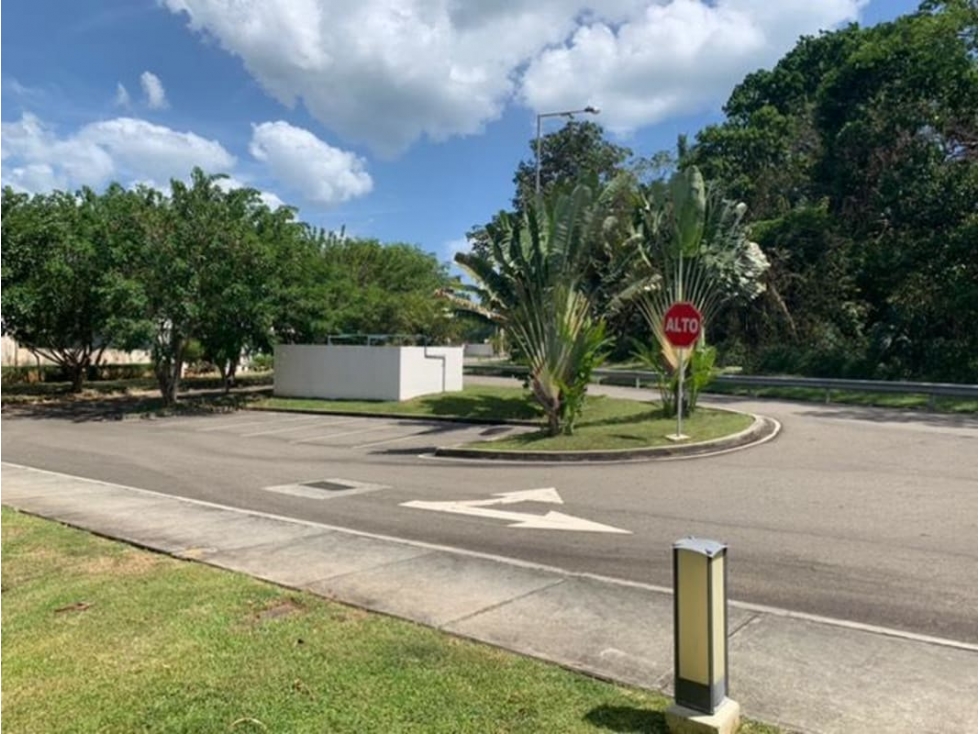 Alquilo Hermosa Casa Duplex Amoblada En Howard $2250 — foto 3