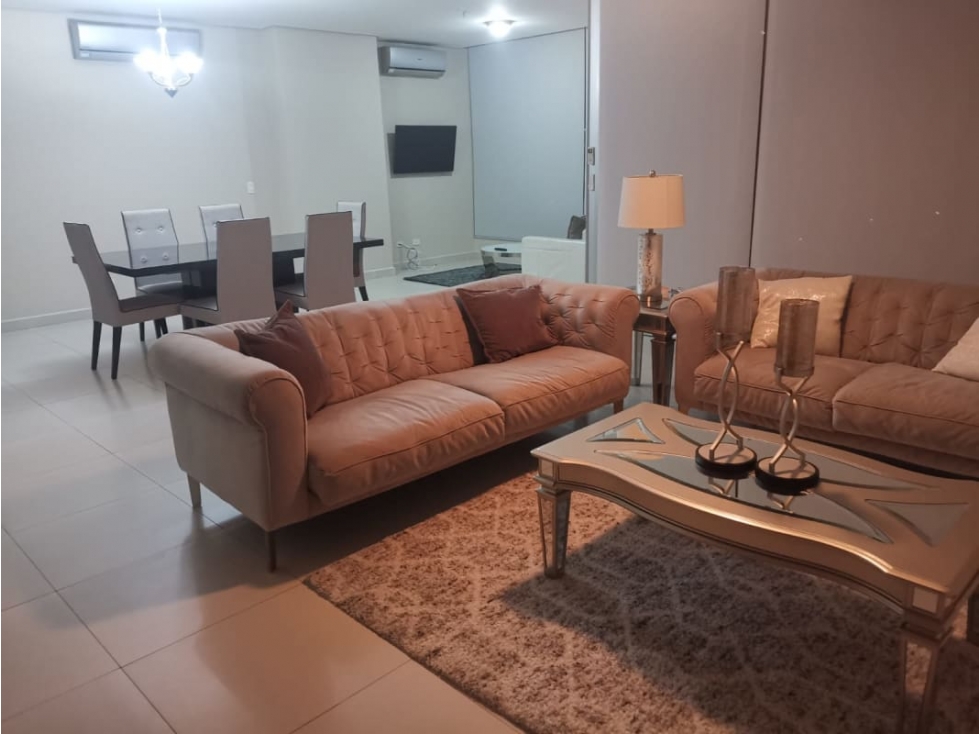 Alquilo extraordinario apartamento en Marbella