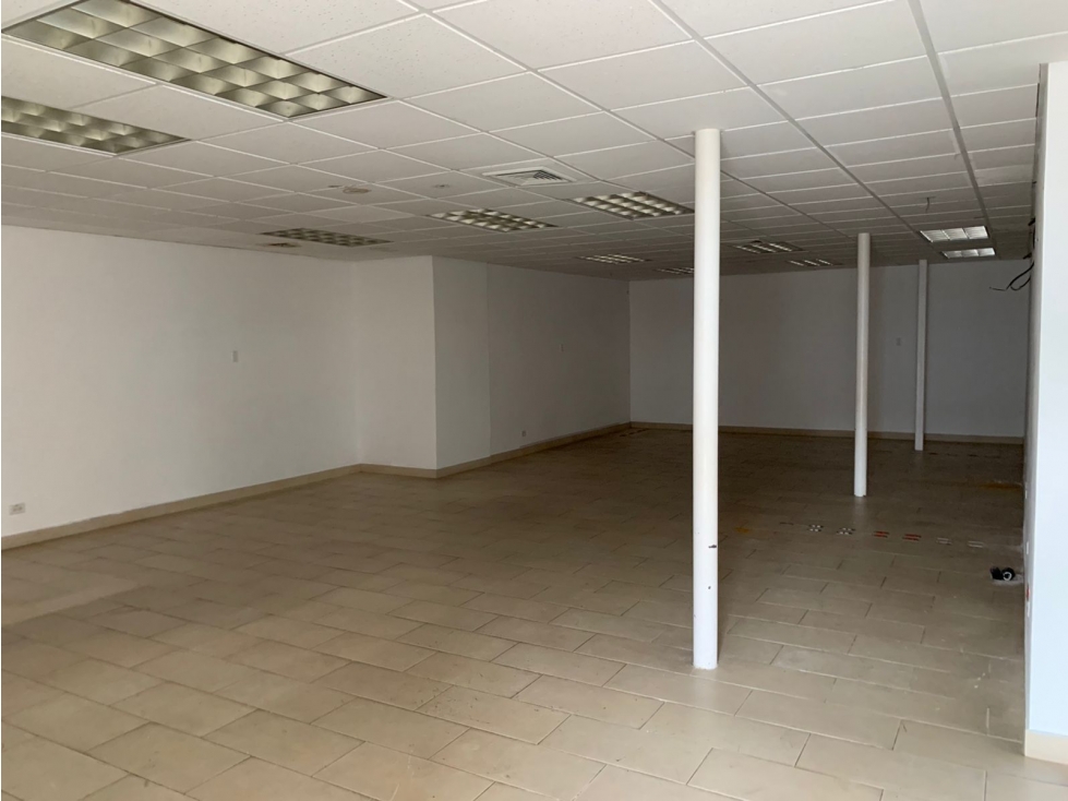 Se Alquila local comercial de 320m2 en Transístmica/El Carmen $6,000 - 5