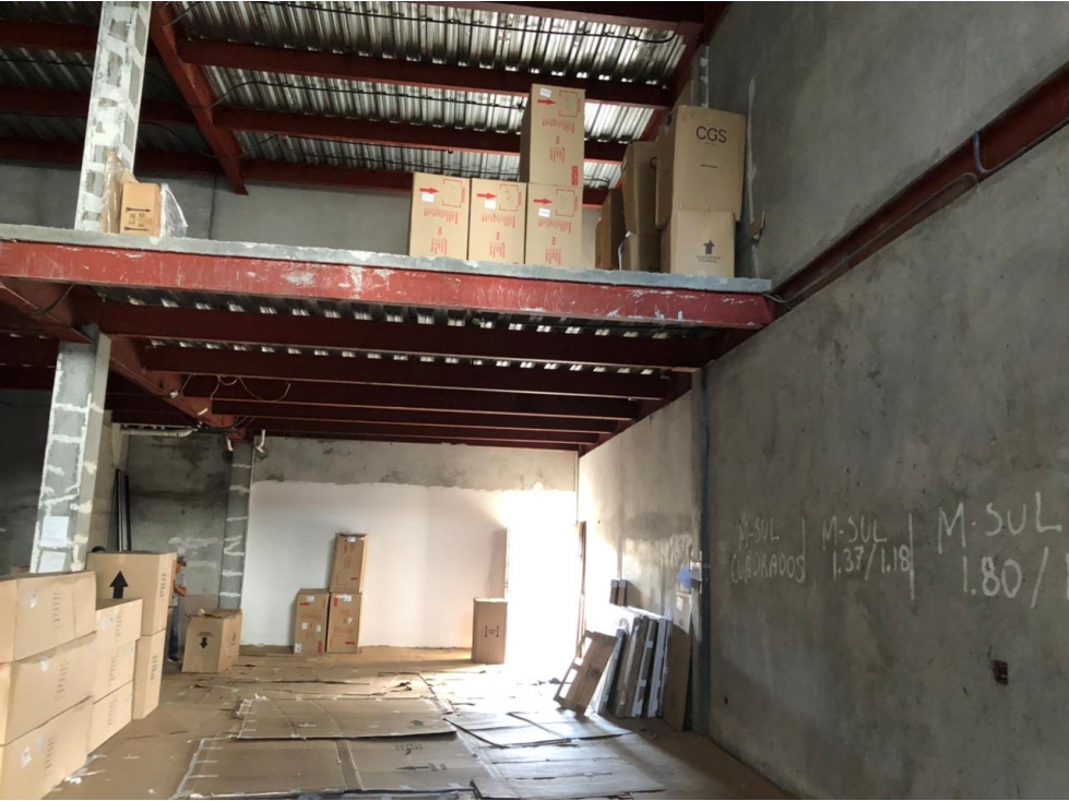 Se Alquila local comercial de 293.76m2 en Coco del Mar $7500 - 4