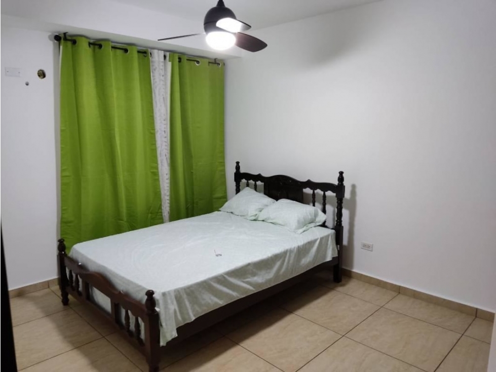 Alquilo extraordinario apartamento amoblado en carrasquilla - 3