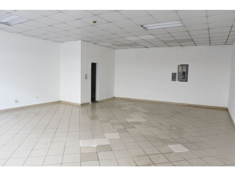 Se alquila local en los pueblos, $1440, 80mt2 - 4