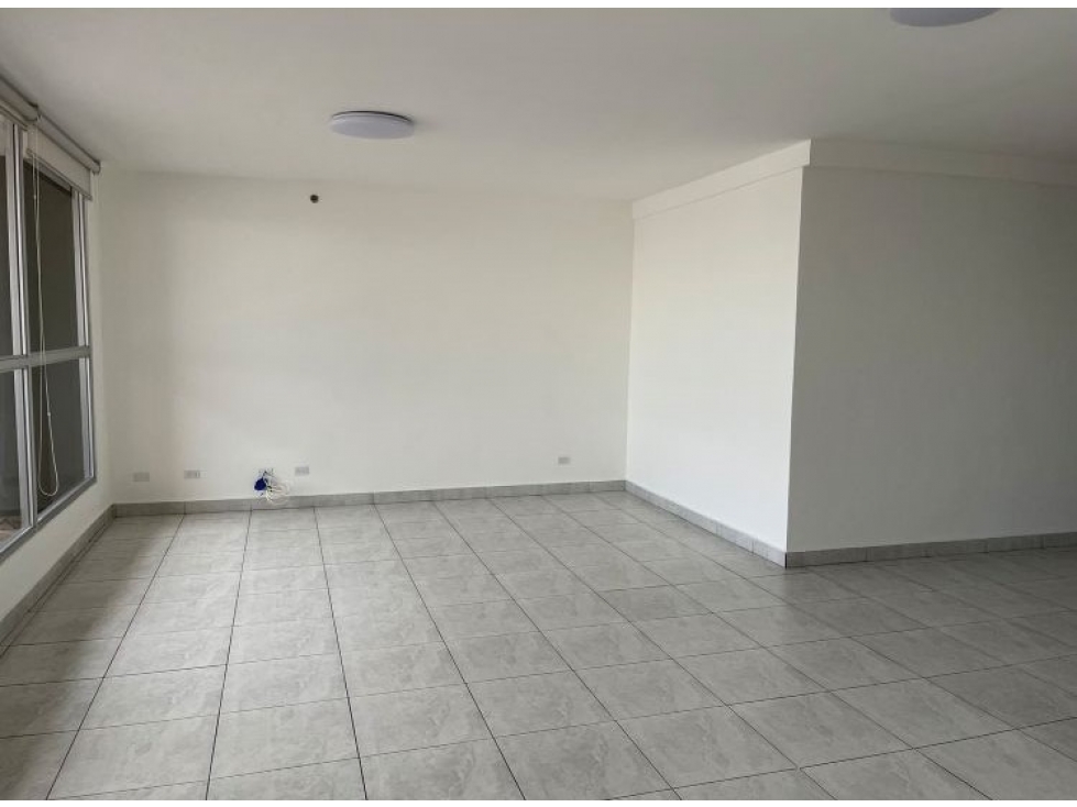 Se alquila Penthouse - Via Argentina - $2200 — foto 4