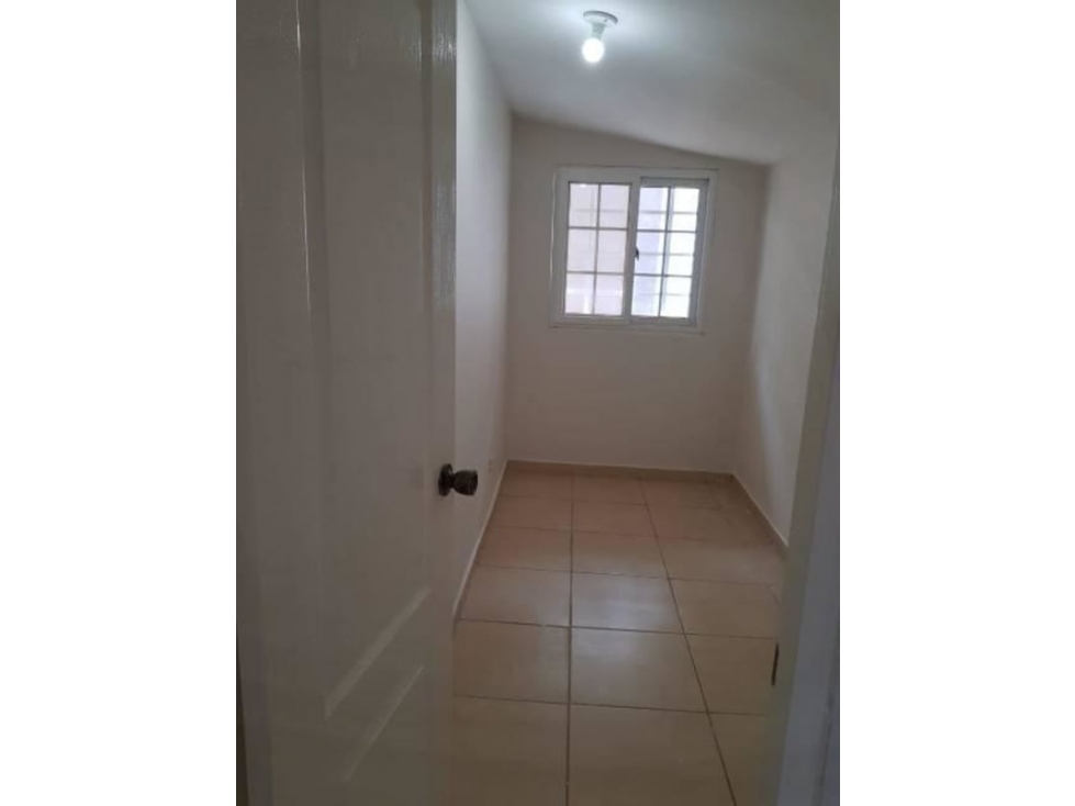 Venta de casa 2 pisos Quinta Reales Villa Zaita las Cumbres — foto 4