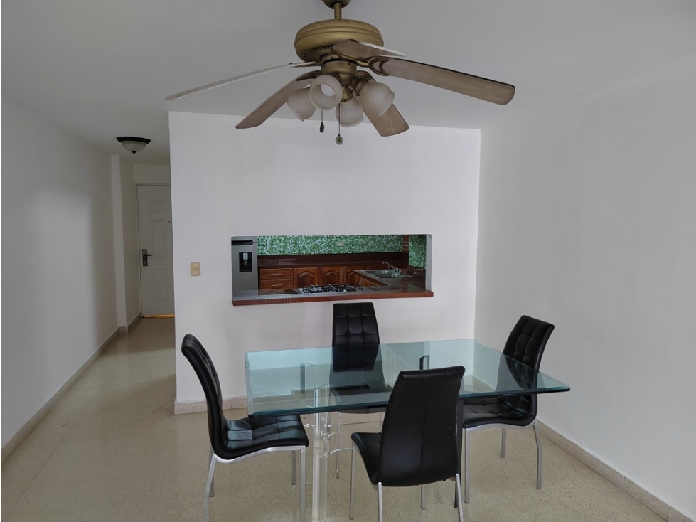 FS 2381 SE ALQUILA APARTAMENTO EN MARBELLA SEMI Y AMOBLDO COMPLETO — foto 2