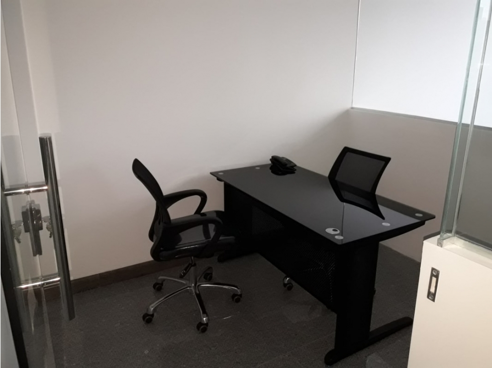 Oficina en Venta con Excelentes acabados 90Mts OBARRIO — foto 4