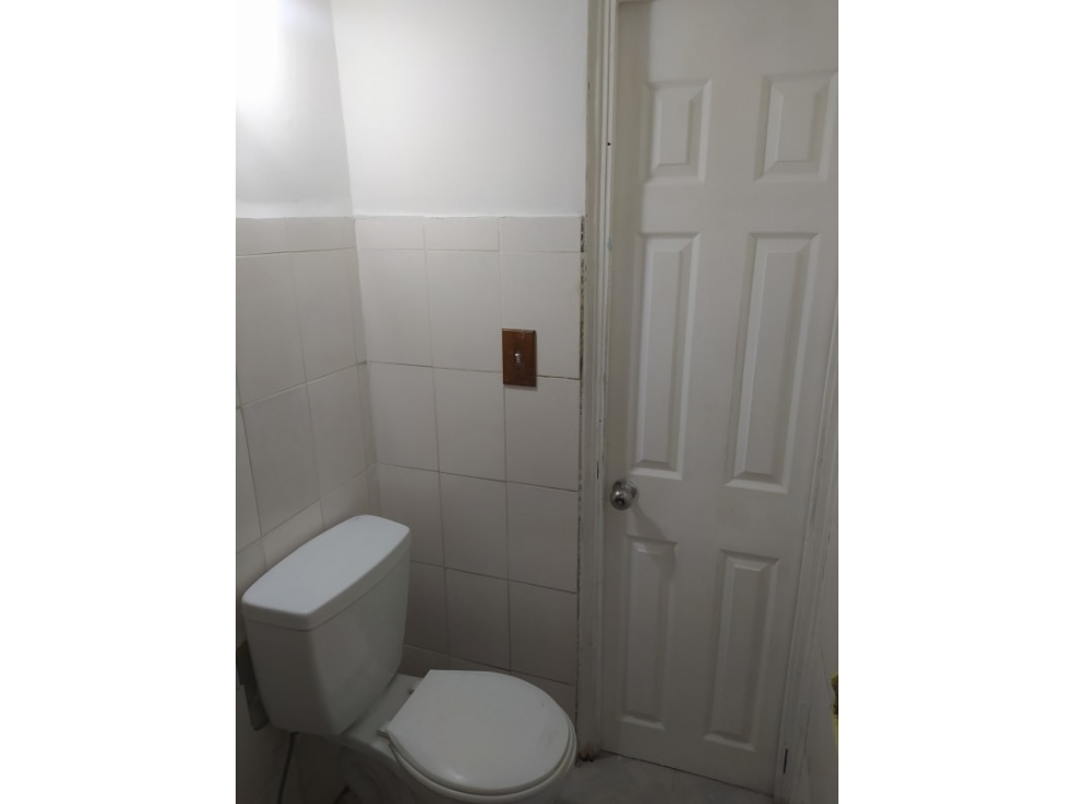 SE ALQUILA CASA EN SAN ANTONIO 4 RECAMARAS $ 750 — foto 5