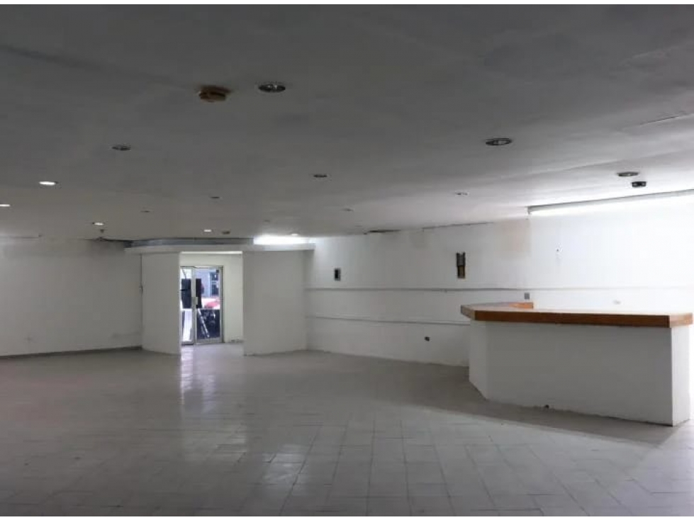 GRAN OPORTUNUDAD SE ALQUILA LOCAL EN BETANIA -I.G. — foto 4