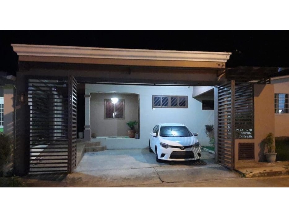 SE VENDE CASA EN BARRIO BALBOA - CHORRERA $105,000 — foto 6