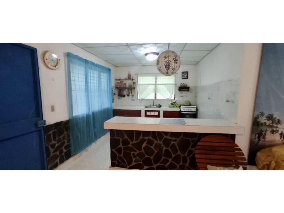 SE VENDE CASA CON PISCINA EN SAN CARLOS $160,000 — foto 4