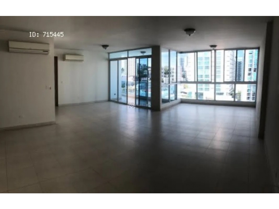 Se Alquila Apartamento 160 Mts2 Av. Balboa USD$1,400,oo