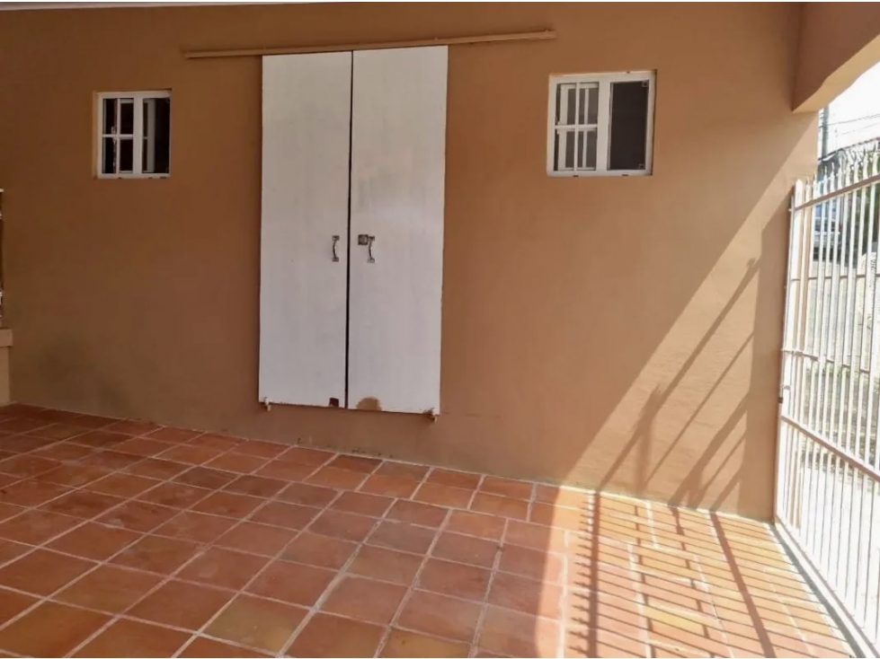 SE VENDE CASA REMODELADA EN CERRO VIENTO — foto 2