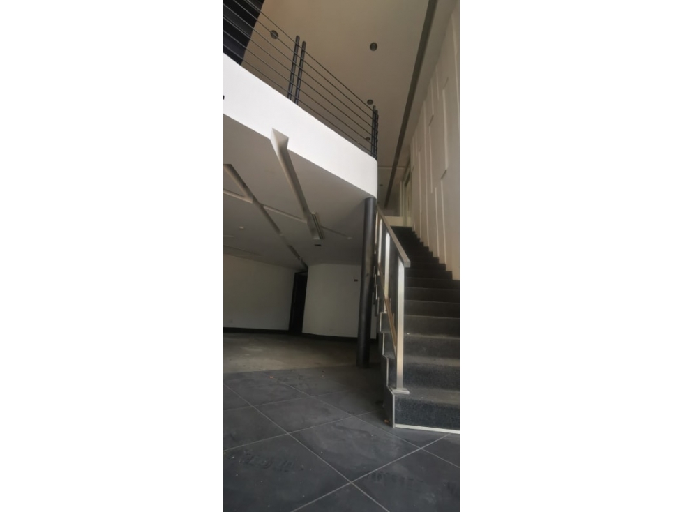 SE ALQUILA EDIFICIO EN PARQUE LEFEVRE >>PRECIO DE OPORTUNIDAD<< - 5