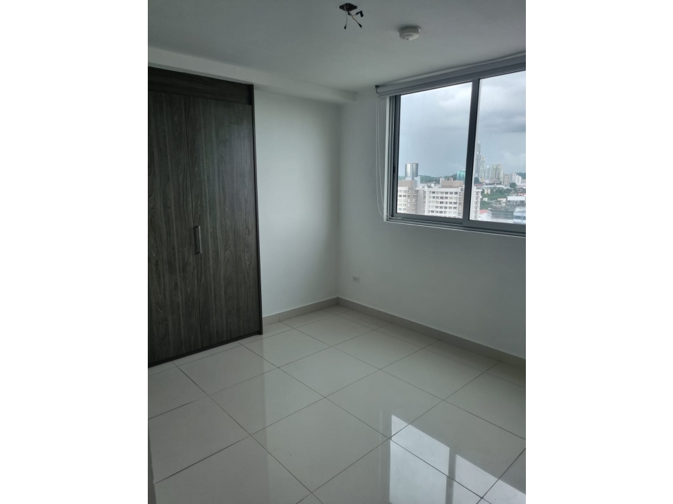 ALQUILO HERMOSO APTO CARRASQUILLA $1.000 — foto 4