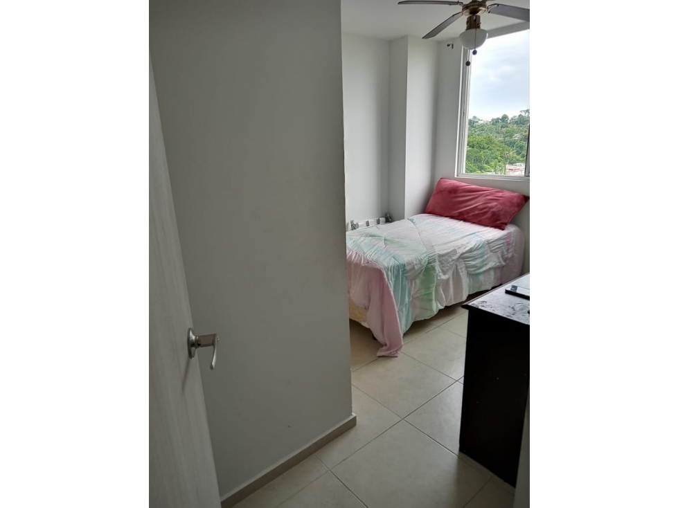 SE VENDE APARTAMENTO EN VISTA DEL ROCIO EN VILLA ZAITA!!!!! — foto 3