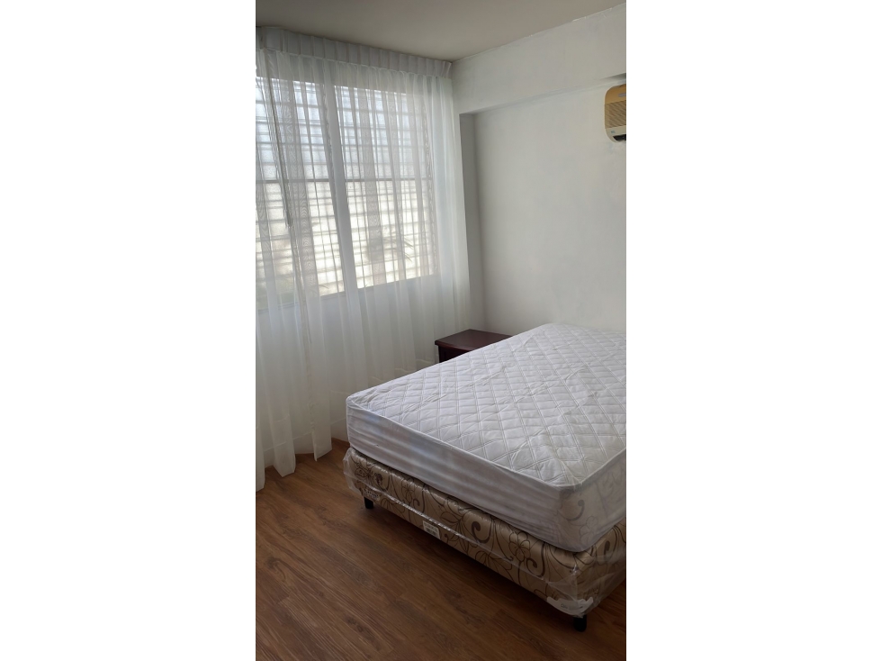 Se Alquila Apartamento amoblado Santa Elena cerca del Parque Omar — foto 5