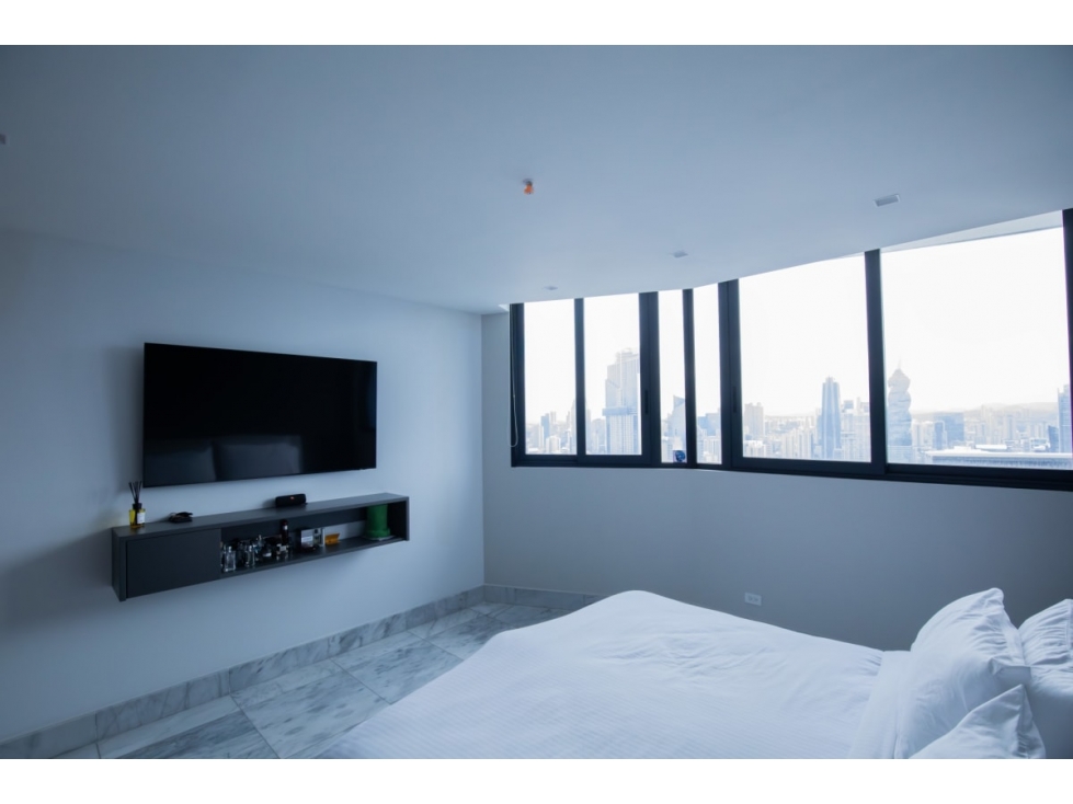 Alquilo Majestuoso Penthouse amboblado en Paitilla — foto 2