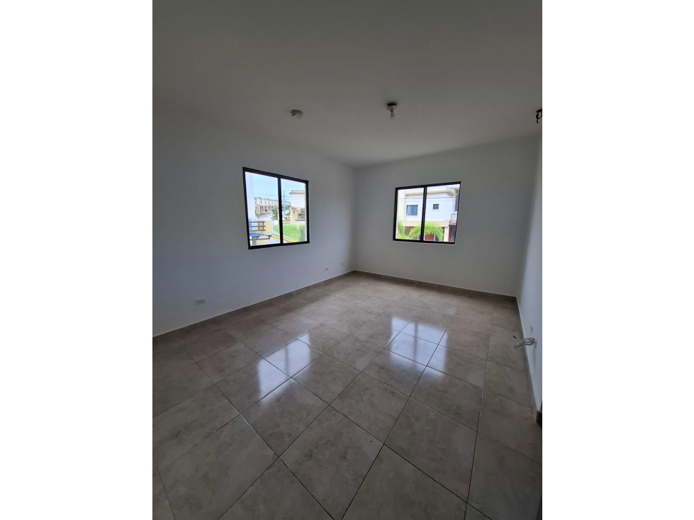 SE VENDE HERMOSA CASA EN PH VISTAS DEL LAGO — foto 4