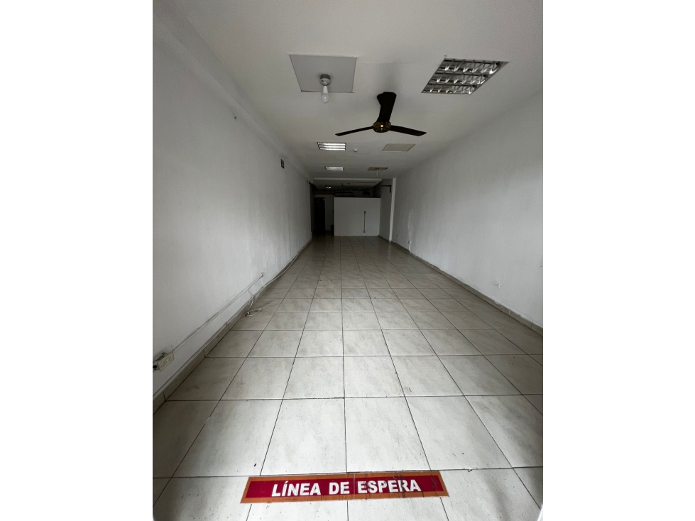 ALQUILO LOCAL COMERCIAL EN TUMBA MUERTO - 4