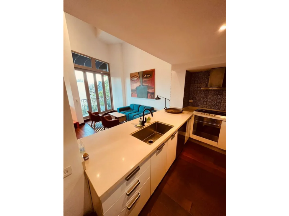SE VENDE APARTAMENTO EN CASCO ANTIGUO — foto 3