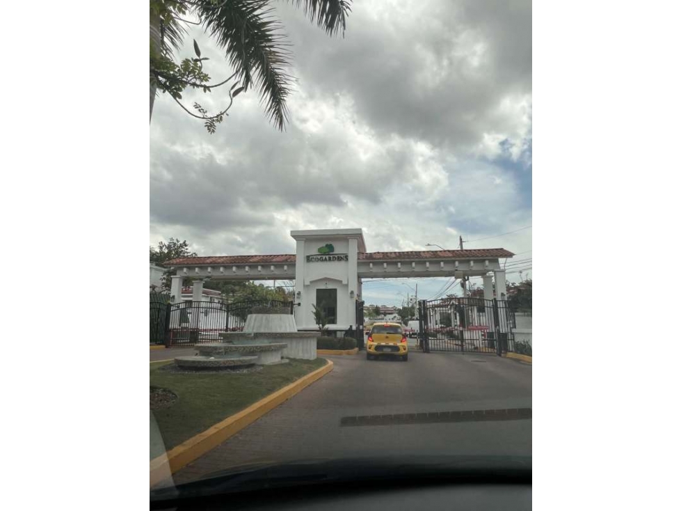 SE ALQUILA CASA EN ECO GARDEN ARRAIJAN — foto 3