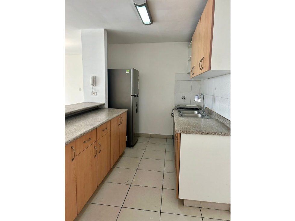 ALQUILER DE APARTAMENTO EN 12 DE OCTUBRE - 4