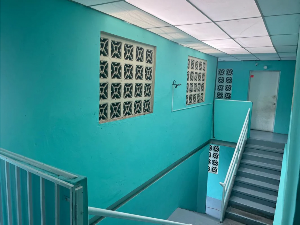 SE VENDE EDIFICIO EN PANAMA VIEJO - 3