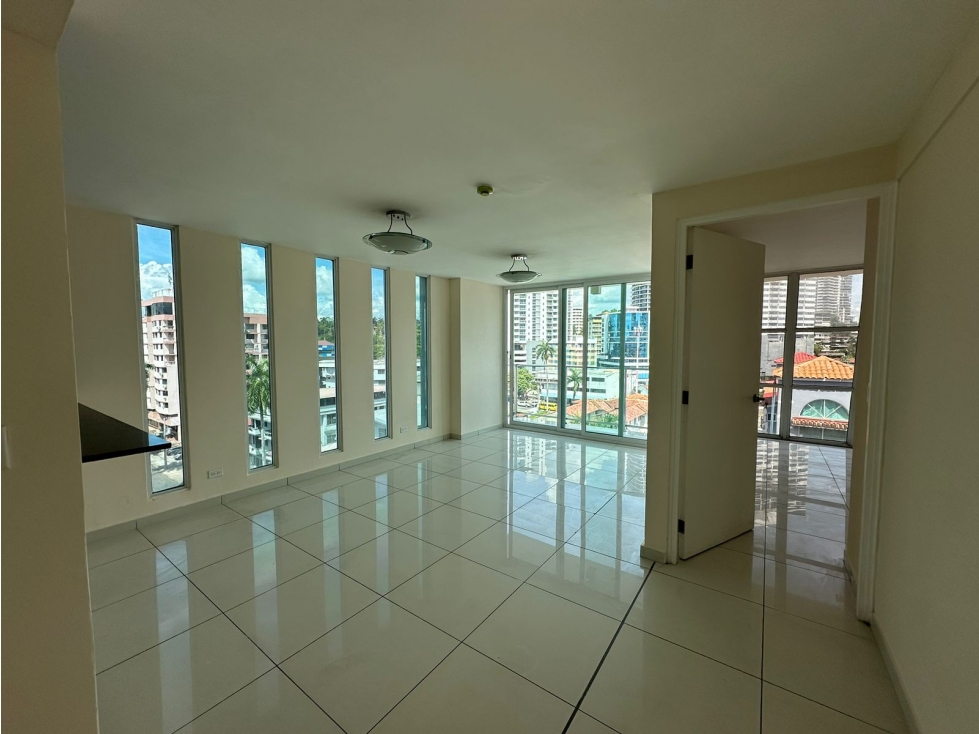 SE ALQUILA APARTAMENTO EN BELLA VISTA